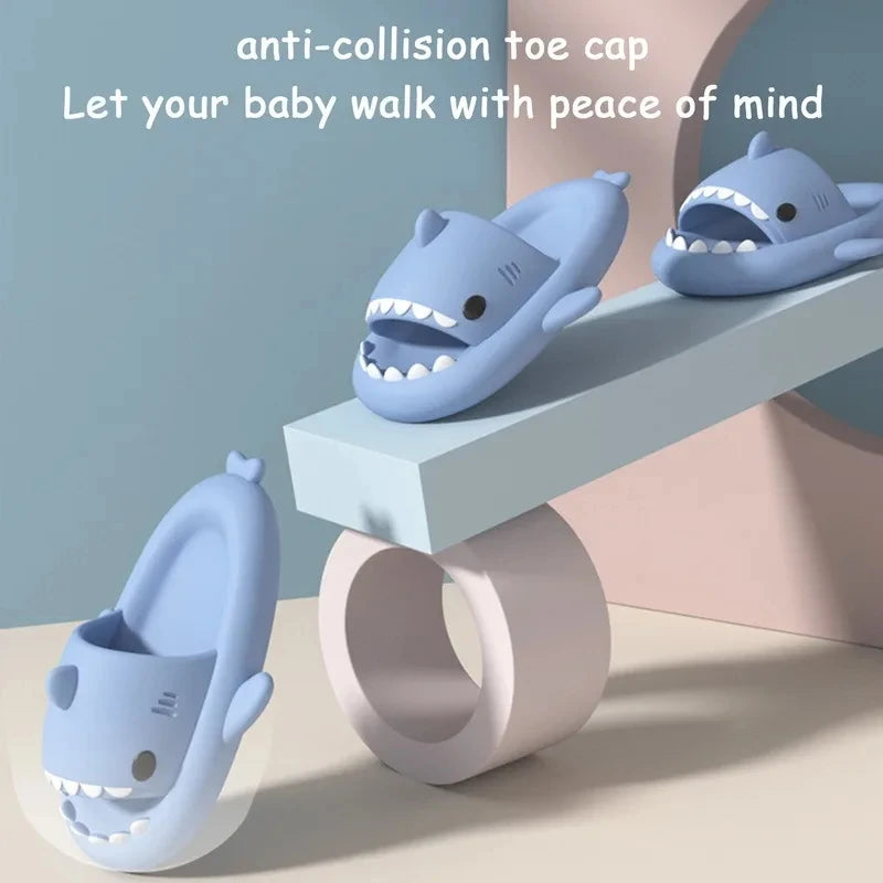 2024 Men Shark Slippers Boy Bathroom Non-Slip Flat Sandals Adults Outdoor Soft Thick Slides Kids Cute Solid Color EVA Flip Flops